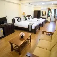 NanBaanKhun Hotel, hotel en Nan