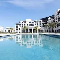 The Grand Sea Breeze Sea View Luxury Apartment、Nardaranのホテル
