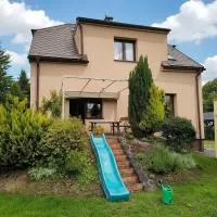 Apartmán ve druhém patře s parkováním, hotel v destinaci Hrabŭvka