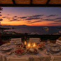 Sea View Three-Bedroom House 50m from the Beach, Hotel in Baja Sardinia