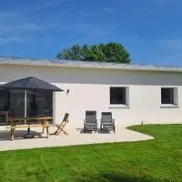 Maison climatisée 6 personnes plain pied de 2025 à Plestin-les-Grèves, מלון בפלסטין-לה-גרב