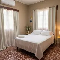 Casa en Tela, Aire Acondicionado, 3 Hab, 4 camas, Hasta 8 Personas, hotel di Tela