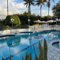 La Toscana, hotel a Chinauta