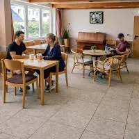 Wildes Amrum Island Basecamp Backpacker & Nature Stay、ノルドドルフのホテル