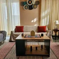 Cozy Traditional Stone House - 8 Min to Sandy Beach - Free Parking, hótel í Zacharo
