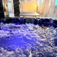 Villa Prestige Privé & Spa Ω Wine Route، فندق في Dahlenheim