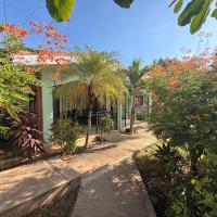 Tropical Escape at Green Life, hotel in Coco