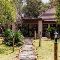 Mabalingwe Nature Reserve - Elephant Lodge - Tjaila, ξενοδοχείο σε Warmbaths