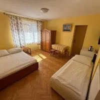 Villa Alexandria, hotel in Darłówko