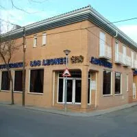 Hotel Los Leones, el más cercano a Warner, hotell i San Martín de la Vega