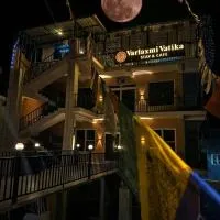 Varlaxmi Vatika, hotel en Rānīkhet
