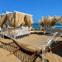 Caesar Blue Resort, Pool, Aquapark, Gym & Spa, Sea View, Cyprus, hotel u gradu 'Kalecik'