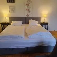 Geräumiges Appartment Nahe Hannover Messe, hotel u gradu 'Pattensen'