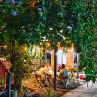 Cat Tien Backpackers Hostel、カッティエンのホテル