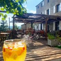 La Bastide en Margeride, hotel en Châteauneuf-de-Randon