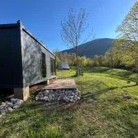 OffGrid Retreat Rtanj, hotell sihtkohas Boljevac