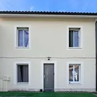 Cosytel – hotel w mieście Bègles