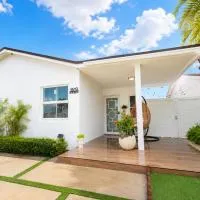 E&A SouthWest Miami Cozy 2BR Apartment with Private Parking, hotel din Kendale Lakes
