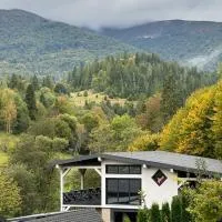 Eagle's Nest-Retreat in Mountain Country Club, hotel v destinaci Izky