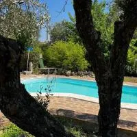 Tenuta Ciaramiti Luxury Garden & Pool, hotel en Brattirò