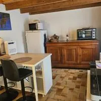 petit studio indépendant, hotel v mestu Plourhan