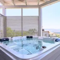 ציפור הכנרת - סוויטה מבודדת נוף לכנרת: Had Nes şehrinde bir otel