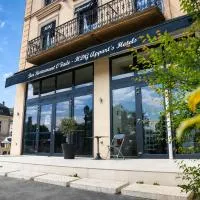 Parmain में, होटल HDG Hôtel Gare de L'Isle Adam Appart's Hotel