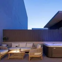 Heronia Suites, hotel en Caristo