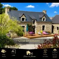 Gîte Diamant, Vallée du Scorff, Nature, Bien-être, 6 personnes, hotel in Arzano