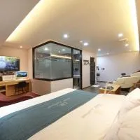 Gimpo Drive-in Hotel Laboum, hotell i Gimpo
