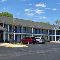 Fontana Village Inn, hotel en Lake Geneva