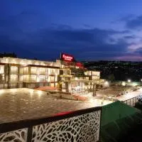 Ramada by Wyndham Murree Lower Topa Resort, hotel u gradu 'Murree'