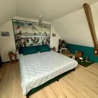 Comme en 40: La Lande-sur-Drôme şehrinde bir otel