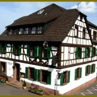 Goldner Engel, Restaurant - Hotel - Metzgerei, hotel di Laudenbach