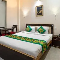 Treebo AK Residency, Tapovan，Kainūr的飯店