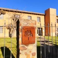 CASA LA VILLA, hotel em Villamartín de Don Sancho