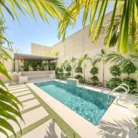 Private Pool Villa - 3BR - Maid room - BBQ - Garden, khách sạn ở Sharjah