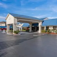 Days Inn by Wyndham Troy, hotel u gradu Troj