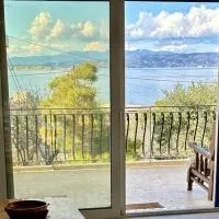 Vathí에 위치한 호텔 Vila with amazing view near the beach