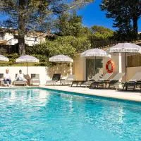 Hôtel La Garrigue & Bar Le Perchoir: Venasque şehrinde bir otel