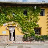 Casa Mathilda, מלון בFornes