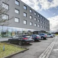eXo Fly Level 4 Hotel Stuttgart-Flughafen, ξενοδοχείο σε Όστφιλντερν