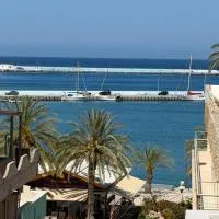 Sitia Heights Apartment - Central Sea View, ξενοδοχείο στη Σητεία