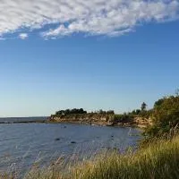 Дом у моря, hotel v mestu Suurupi