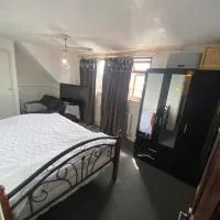 Home away from Home, hotelli kohteessa Dagenham