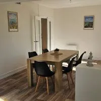Appartement T4 proche gare, hotel em Guingamp