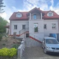 Apartamenty Zdrojowe, מלון באיבוניץ' זדרוי