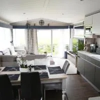 Wild Thistle static Caravan, hotel en Kirkcolm