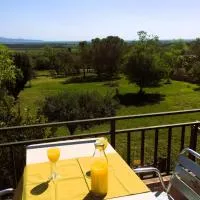 La Masia Costa Brava -Adults Only، فندق في Garrigás