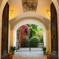 Palazzo Murat Luxury Rooms, hotel v destinácii Arienzo San Felice